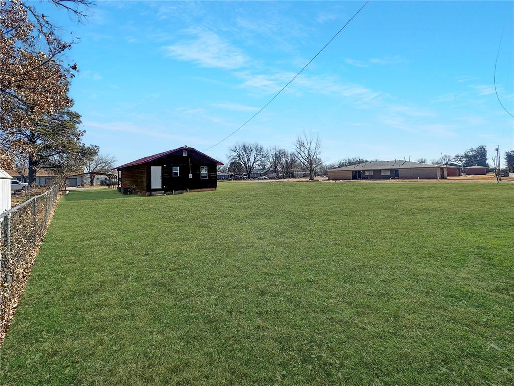 323 S Birch Avenue Property Photo 4