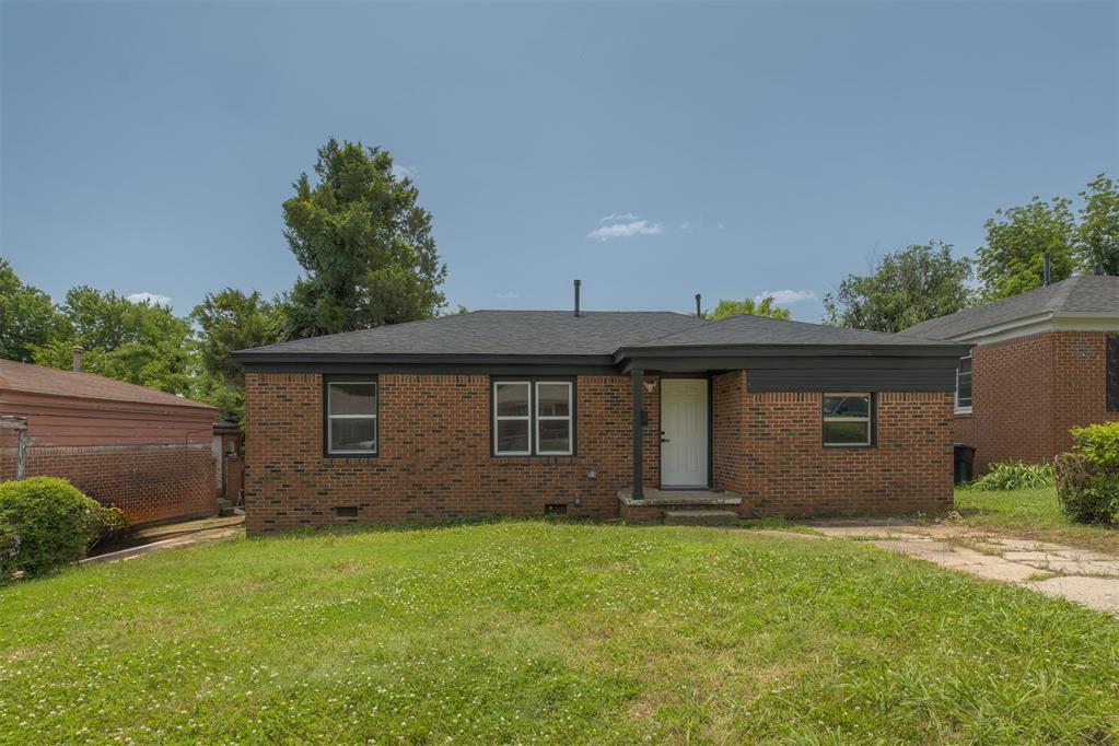 2704 Ne Success Street Property Photo