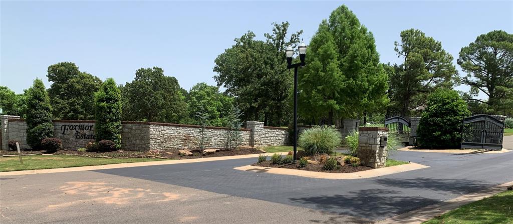 9404 S Foxmor Drive Property Photo