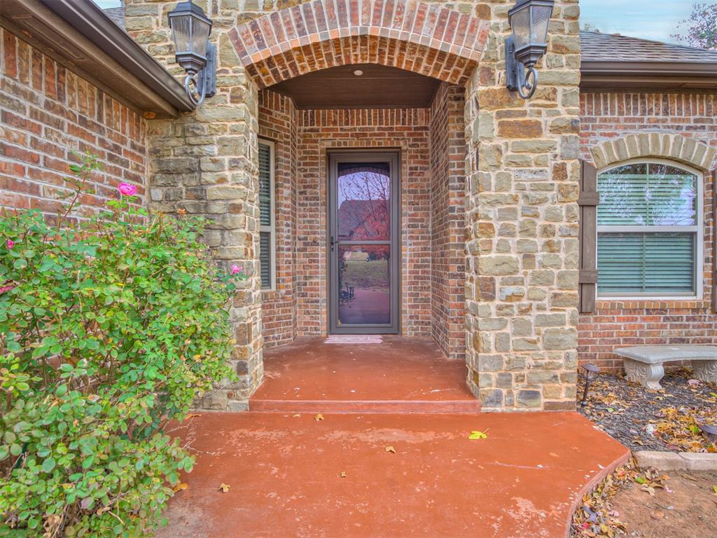1832 Buckskin Court Property Photo 2