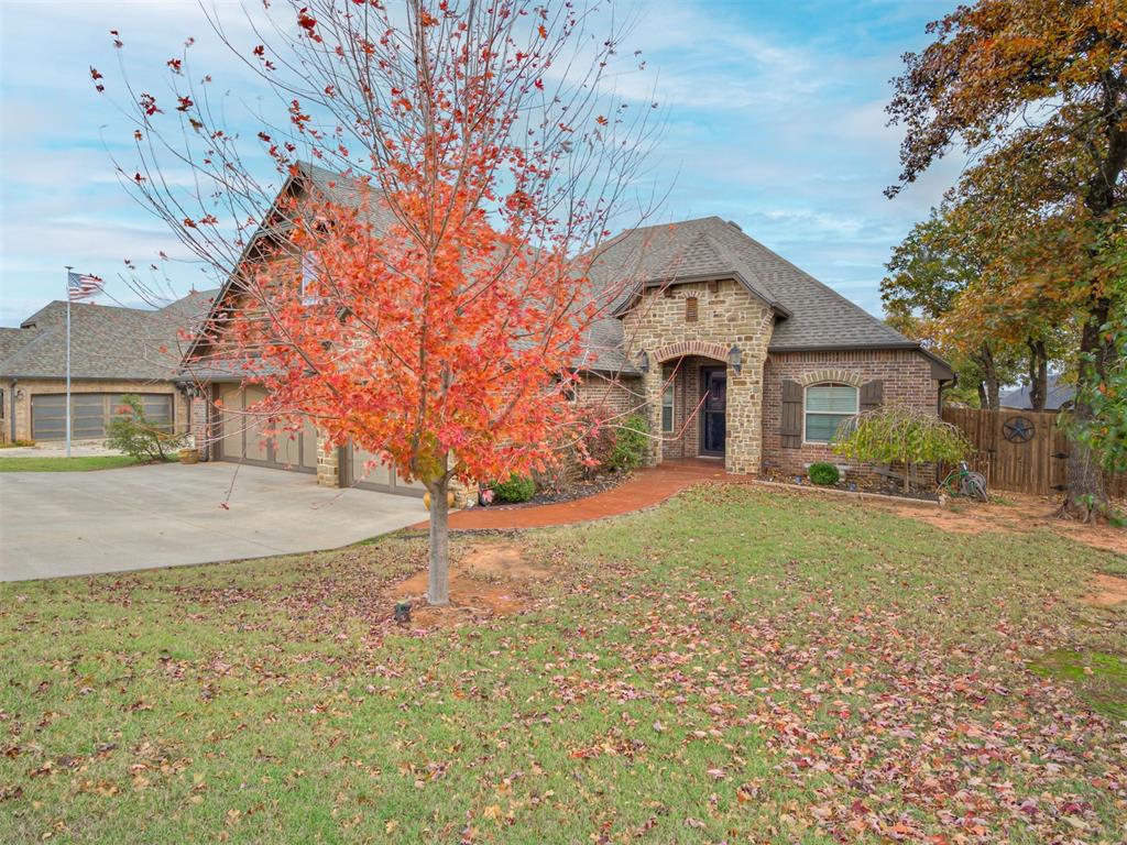 1832 Buckskin Court Property Photo 4