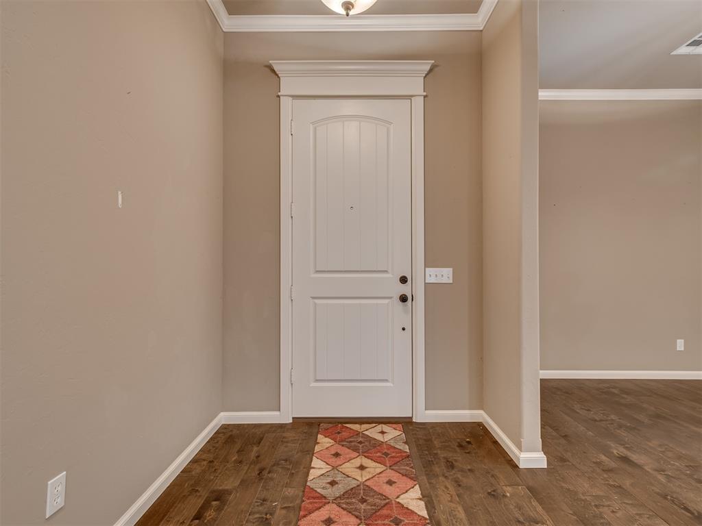 1832 Buckskin Court Property Photo 7