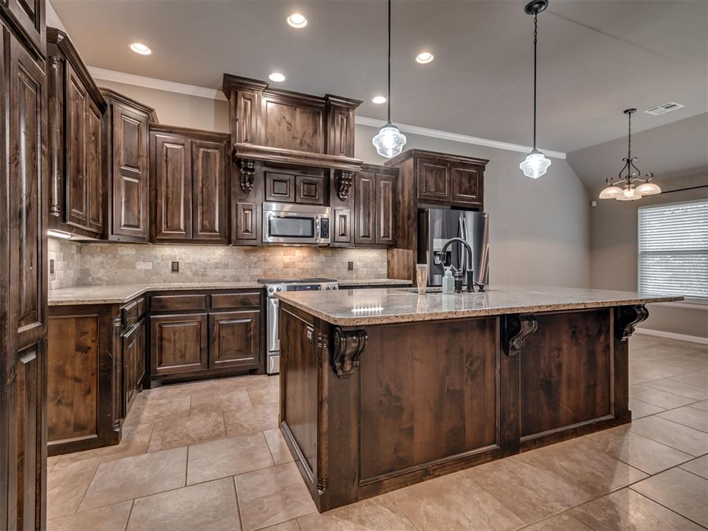 1832 Buckskin Court Property Photo 13