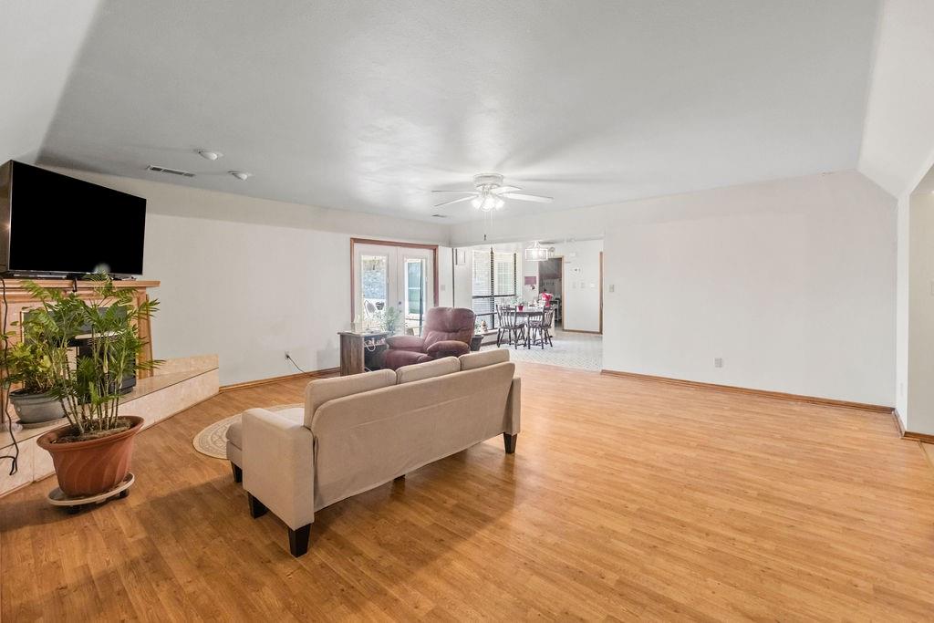 130 Shawna Drive Property Photo 11