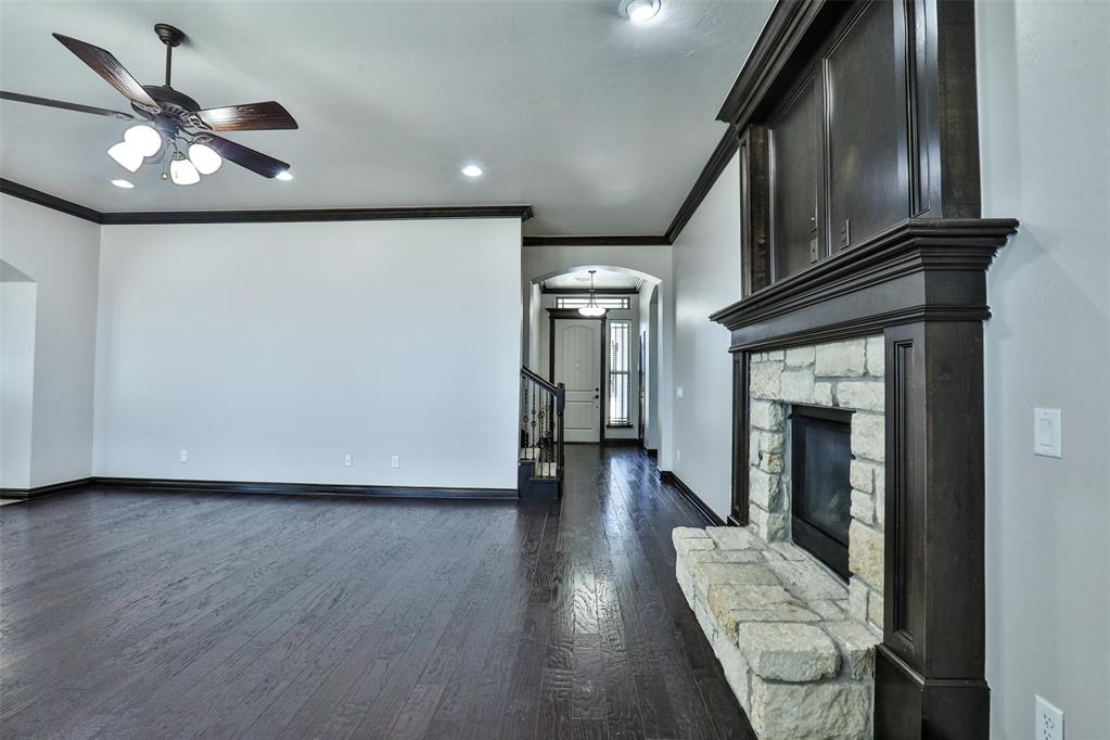 4215 Lorings Circle Property Photo 6