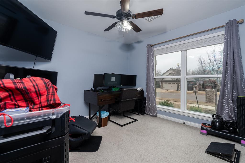 24 Carat Drive Property Photo 10