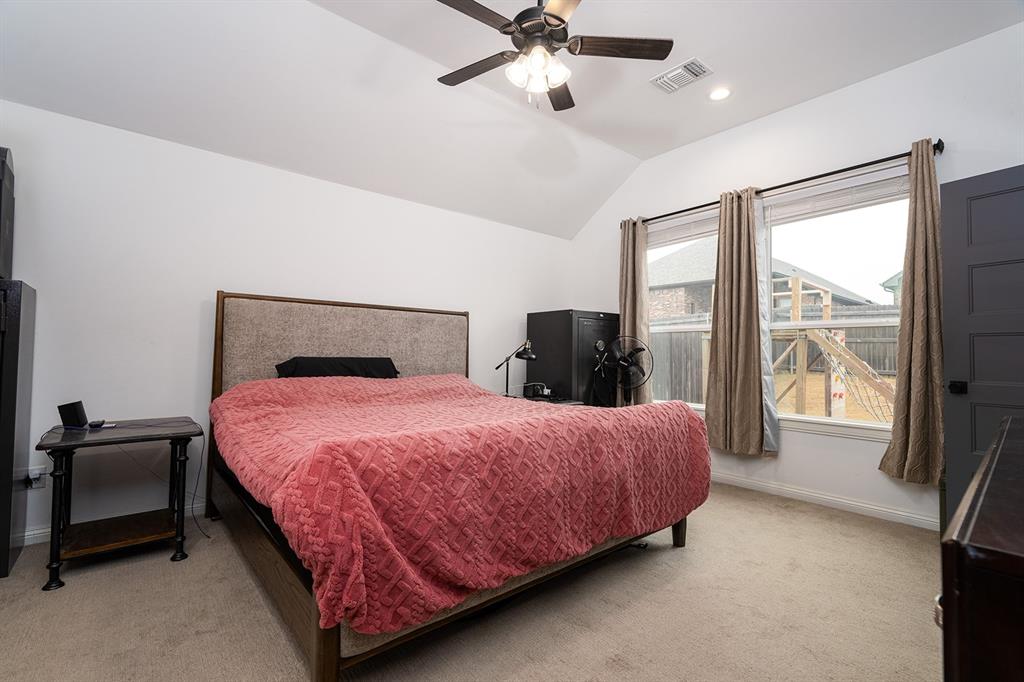 24 Carat Drive Property Photo 13