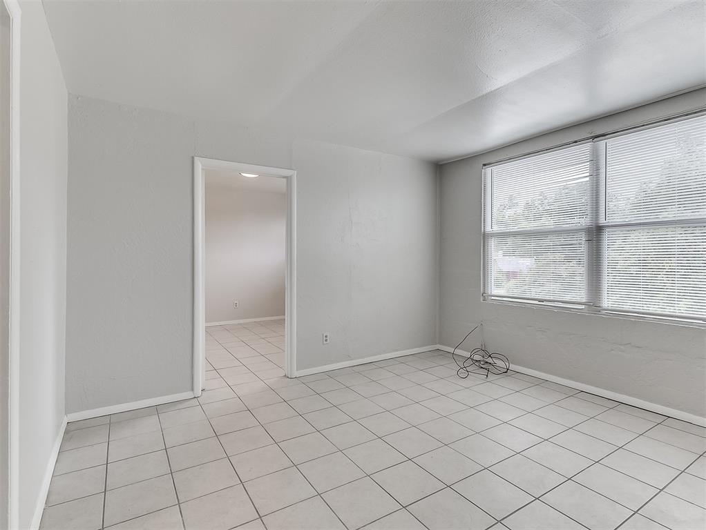 506 Sw 24th Street Property Photo 5