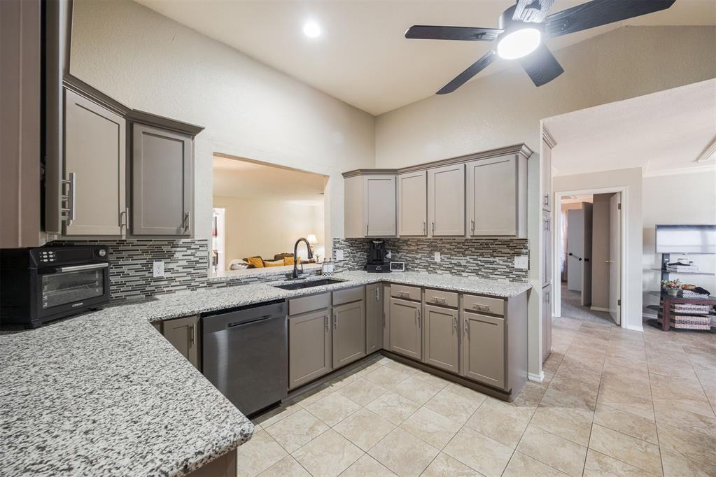 12008 Blue Moon Avenue Property Photo 10