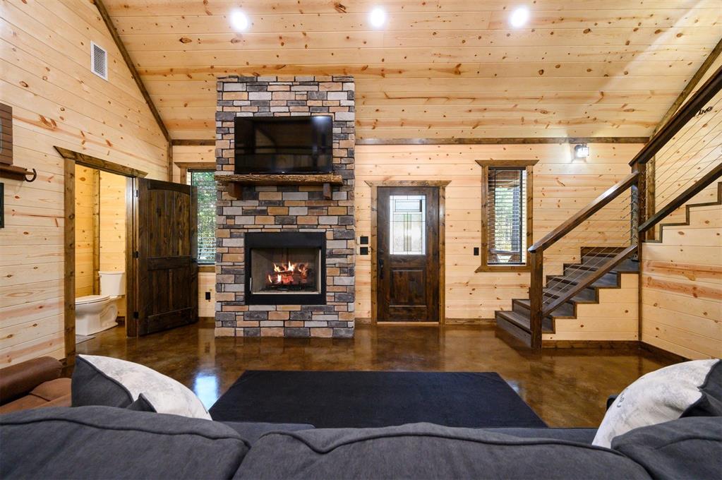 217 Cedar Hills Trail Property Photo 6