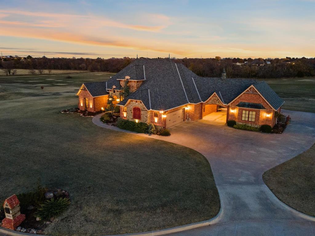 5451 Cottonwood Creek Circle Property Photo 3