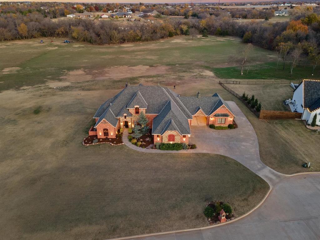 5451 Cottonwood Creek Circle Property Photo 8