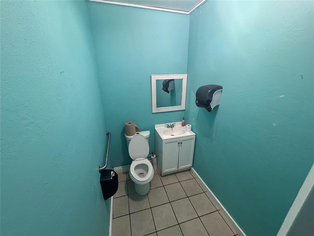 304 W Blakely Street Property Photo 11