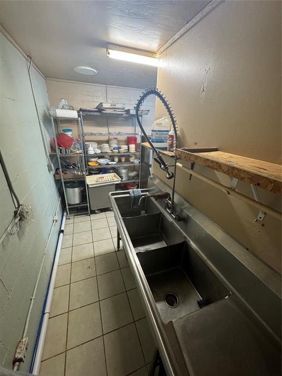 304 W Blakely Street Property Photo 15