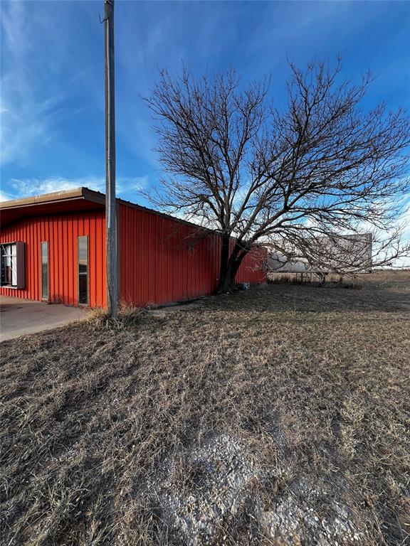 309 1/2 22nd Street Property Photo 4