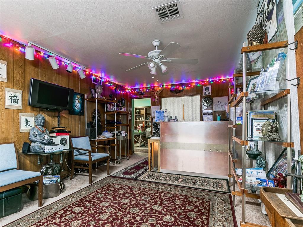 2228 Sw 59th Street Property Photo 6