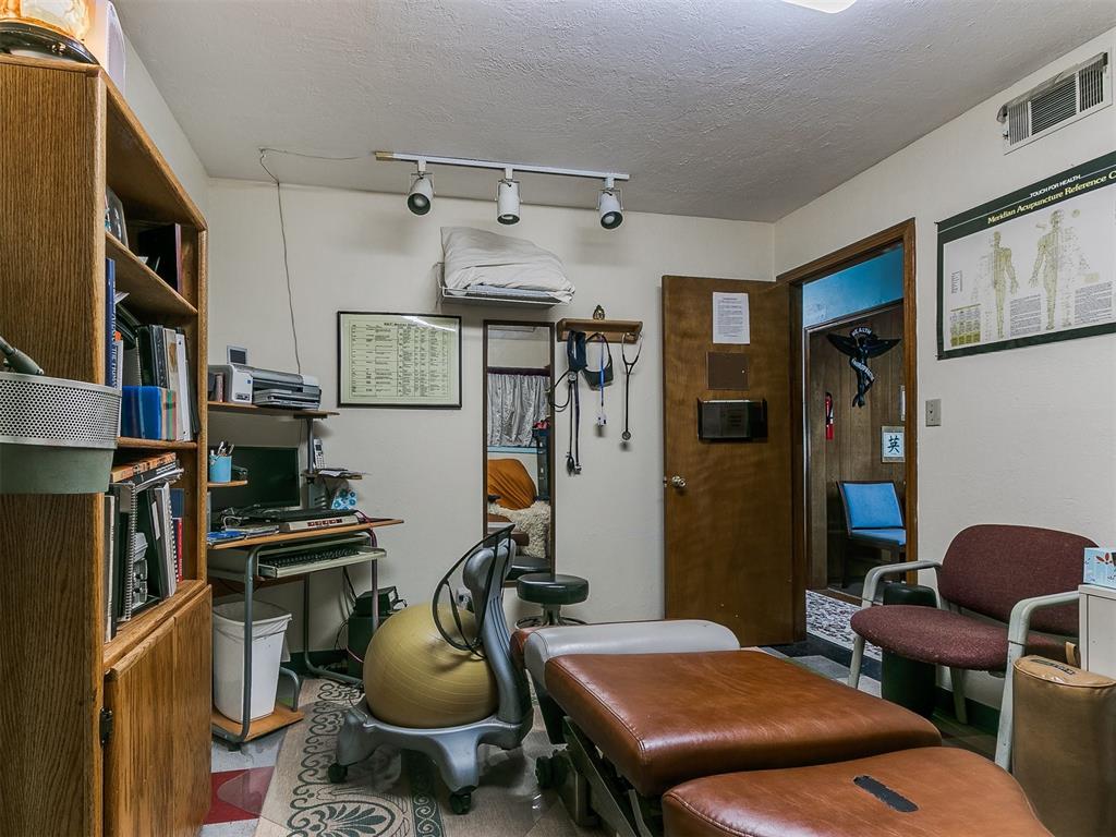 2228 Sw 59th Street Property Photo 12