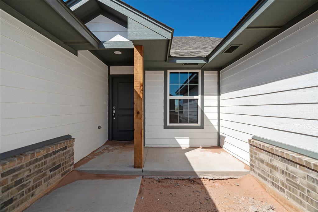 1932 Olive Avenue Property Photo 2