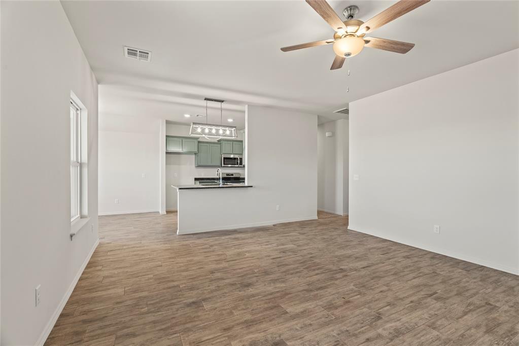 1932 Olive Avenue Property Photo 5