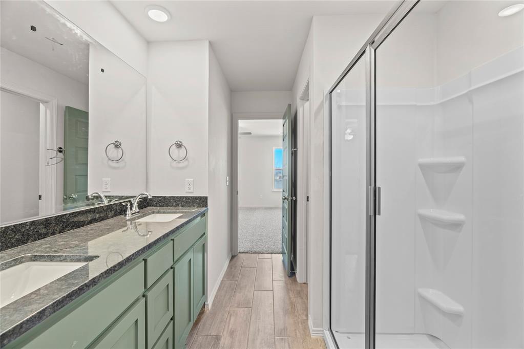 1932 Olive Avenue Property Photo 13