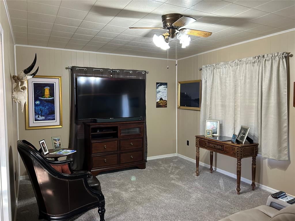 418 S Pennsylvania Avenue Property Photo 6
