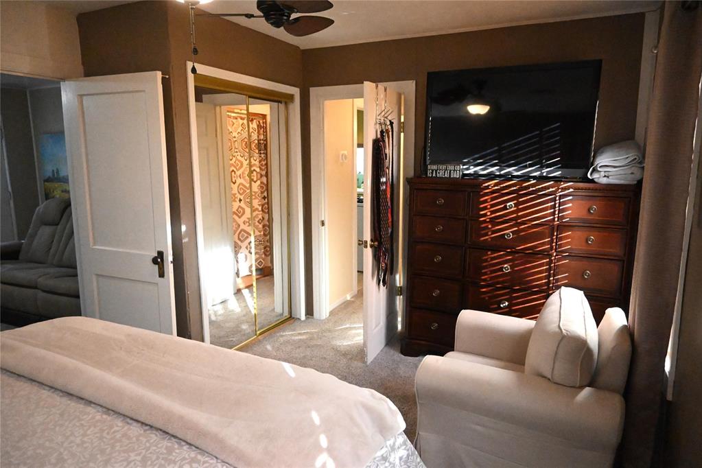 418 S Pennsylvania Avenue Property Photo 15