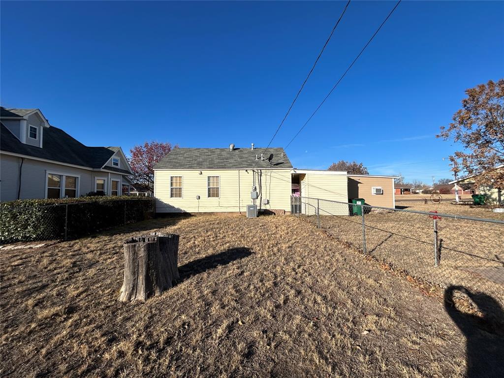 418 S Pennsylvania Avenue Property Photo 25
