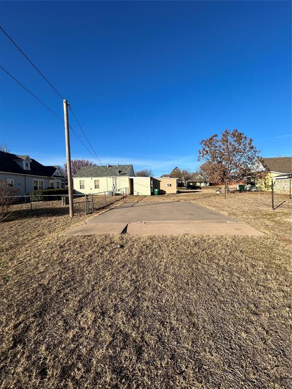 418 S Pennsylvania Avenue Property Photo 26