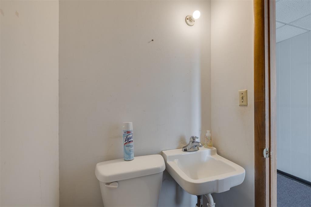 6718 Nw 39th Expressway Property Photo 22
