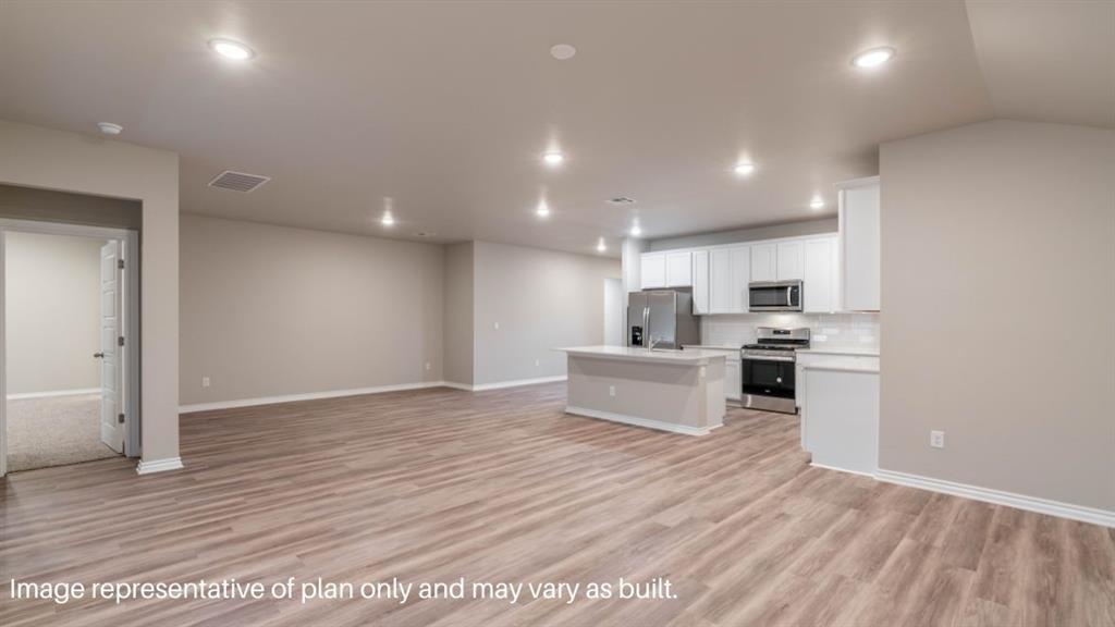 13581 Hickory Way Property Photo 8