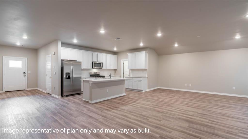 13581 Hickory Way Property Photo 9