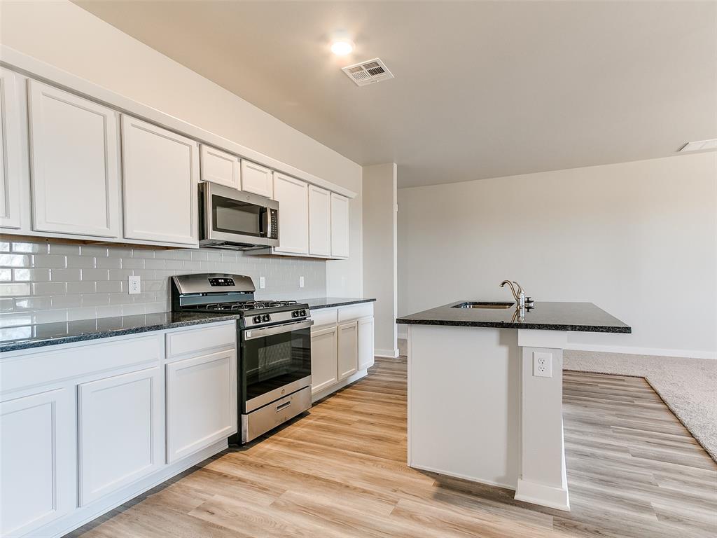 13074 Mannington Road Property Photo 37