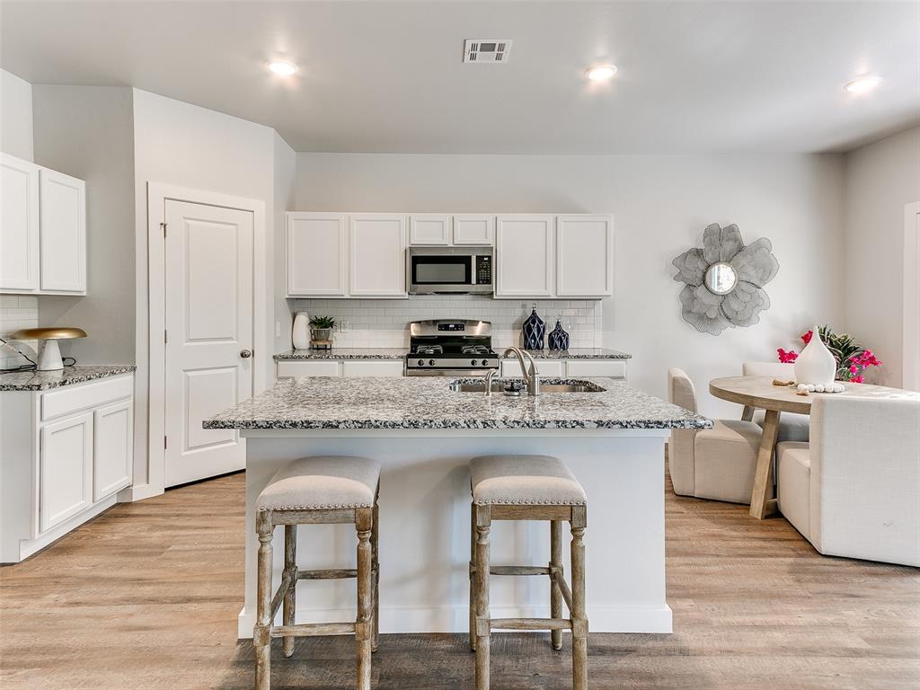 11725 Sweeping Lane Property Photo 4