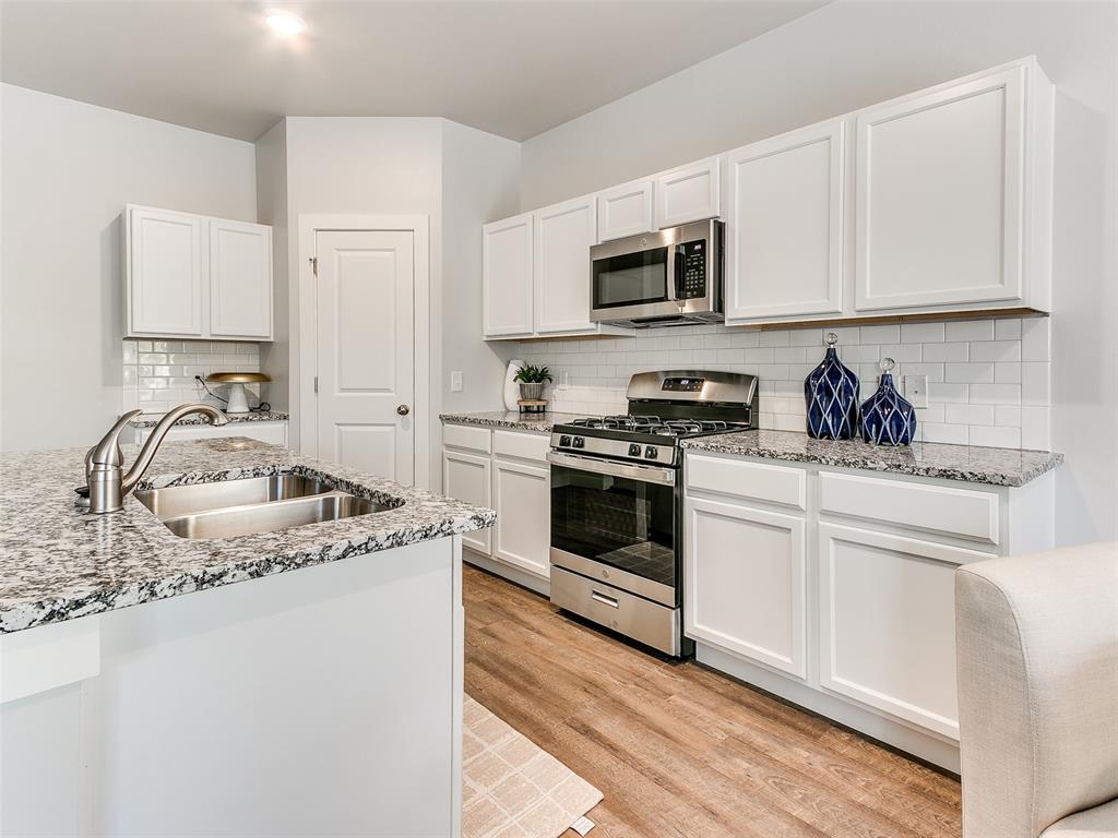 11725 Sweeping Lane Property Photo 5