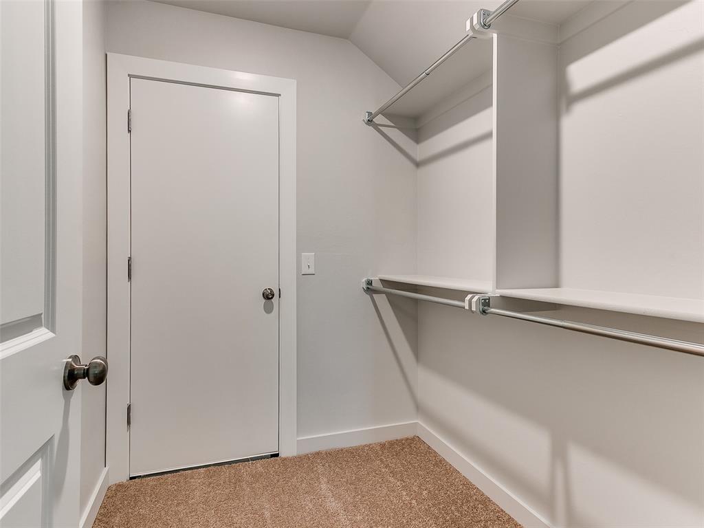 11725 Sweeping Lane Property Photo 24