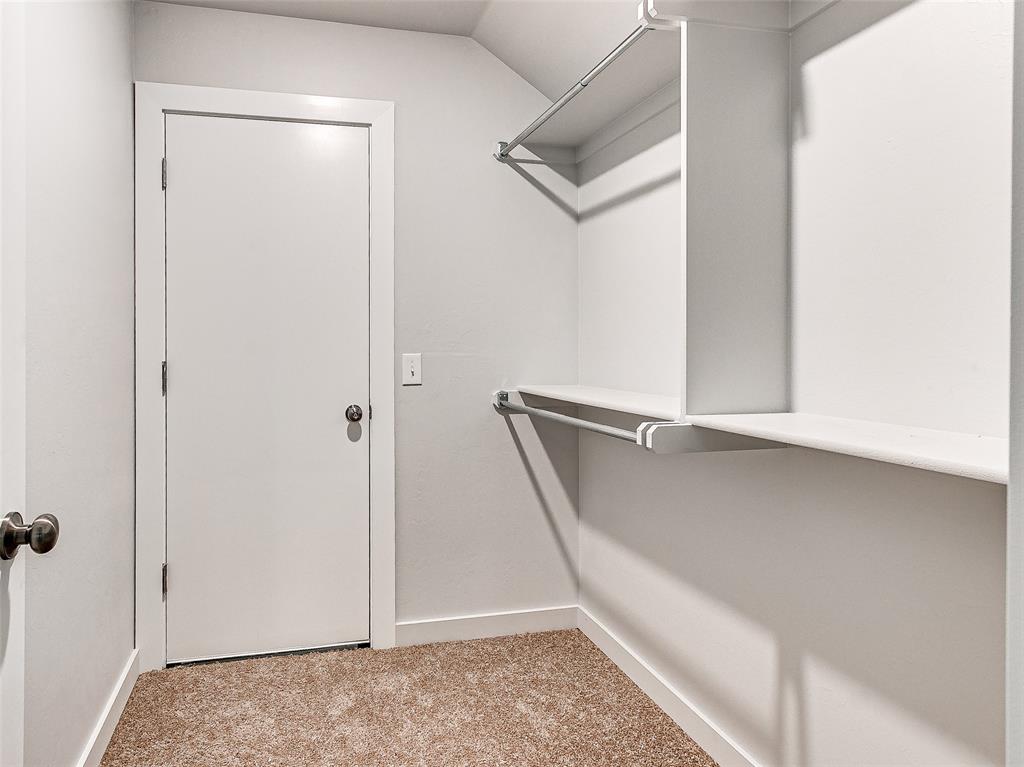 11725 Sweeping Lane Property Photo 29