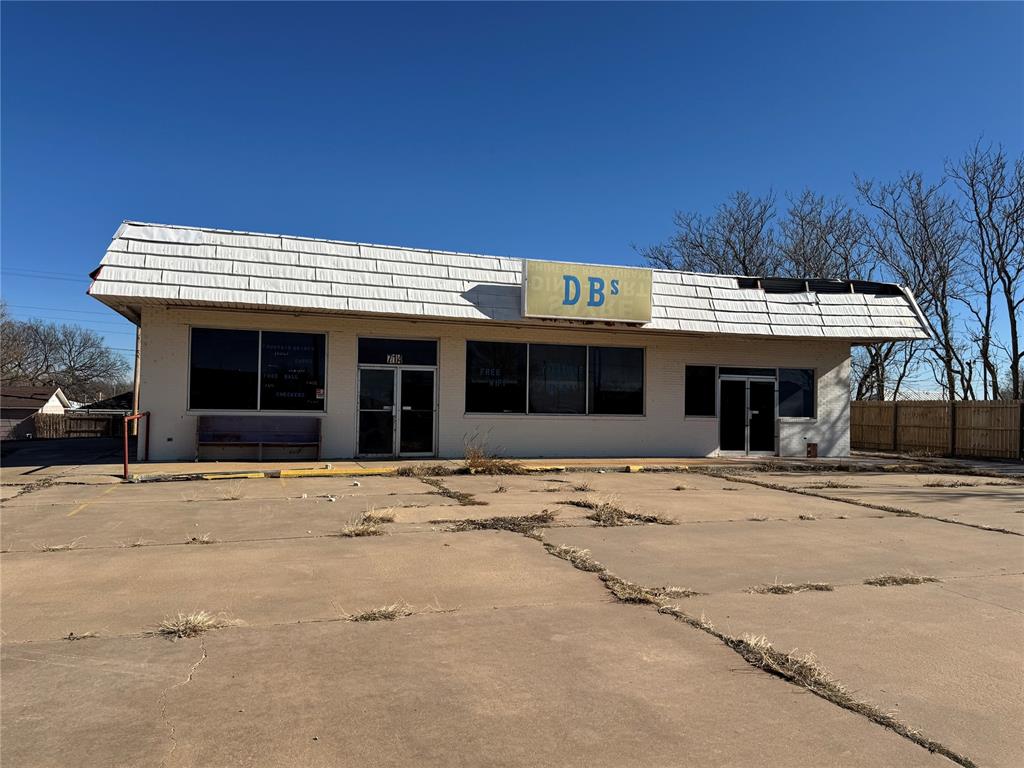 714 N 4th Street Property Photo 1