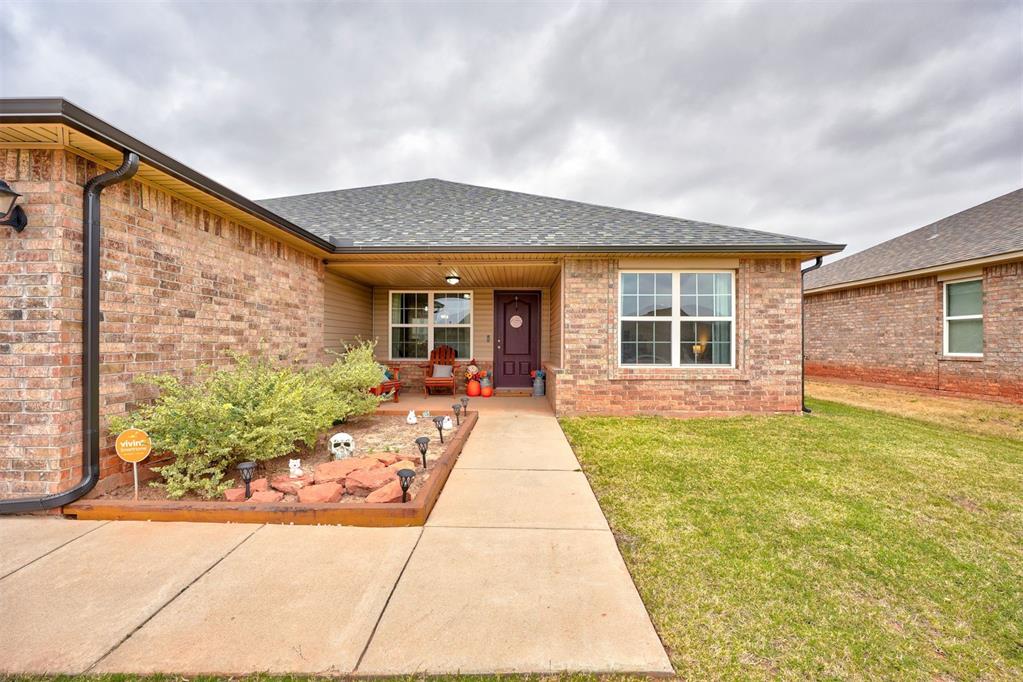 9637 Silas Drive Property Photo 1
