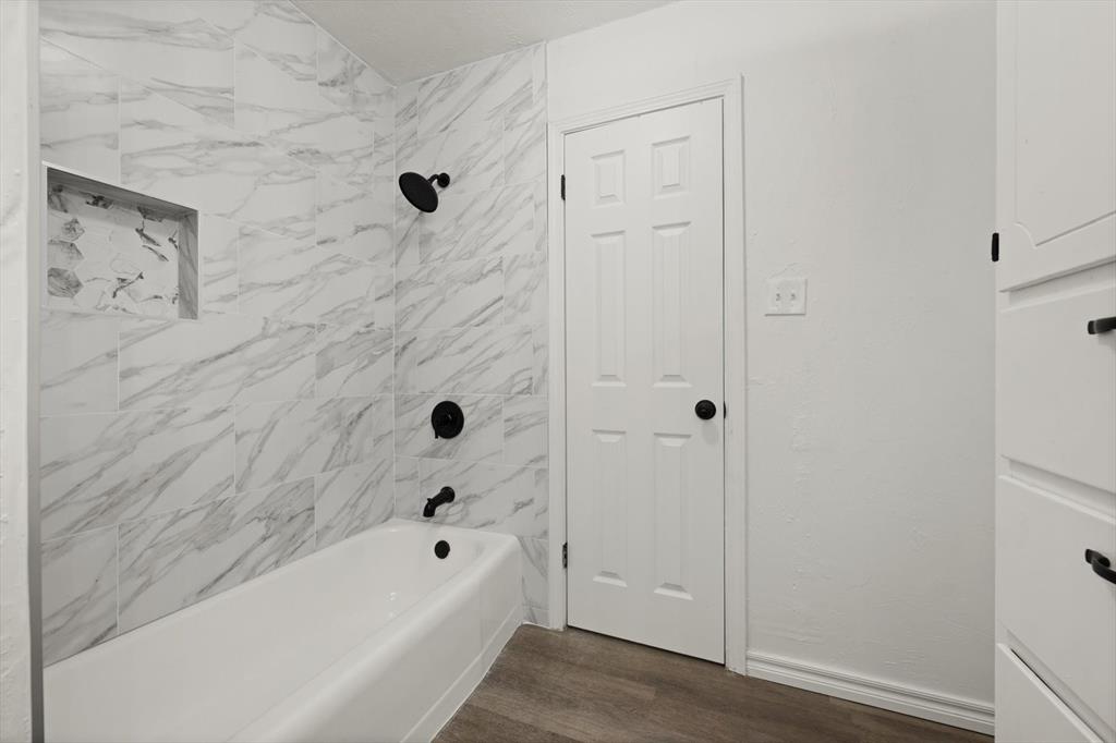 3316 N Glenvalley Drive Property Photo 21