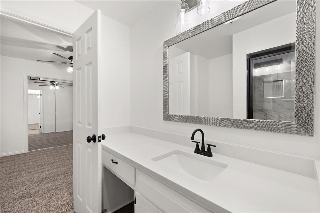 3316 N Glenvalley Drive Property Photo 30