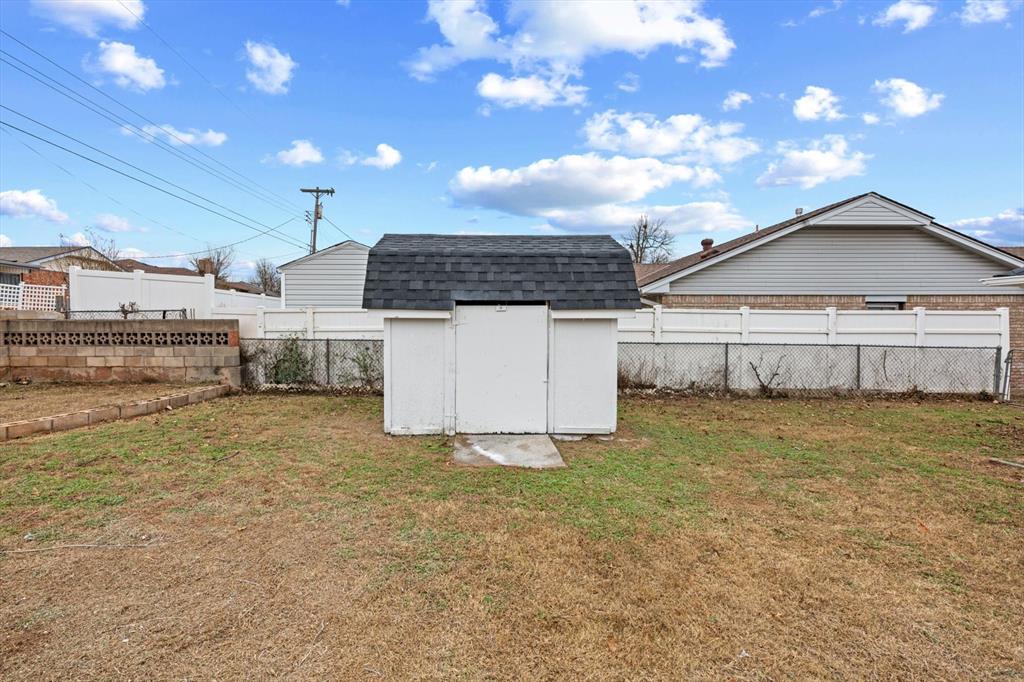 3316 N Glenvalley Drive Property Photo 39