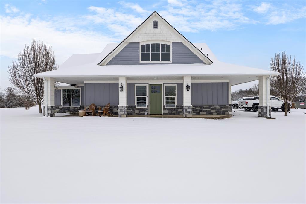 12266 N County Road 3570 Property Photo 2