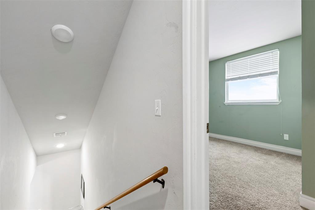 12266 N County Road 3570 Property Photo 33