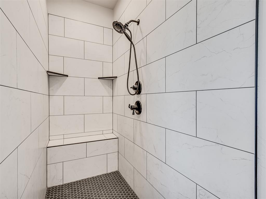 641 Isabella Drive Property Photo 25