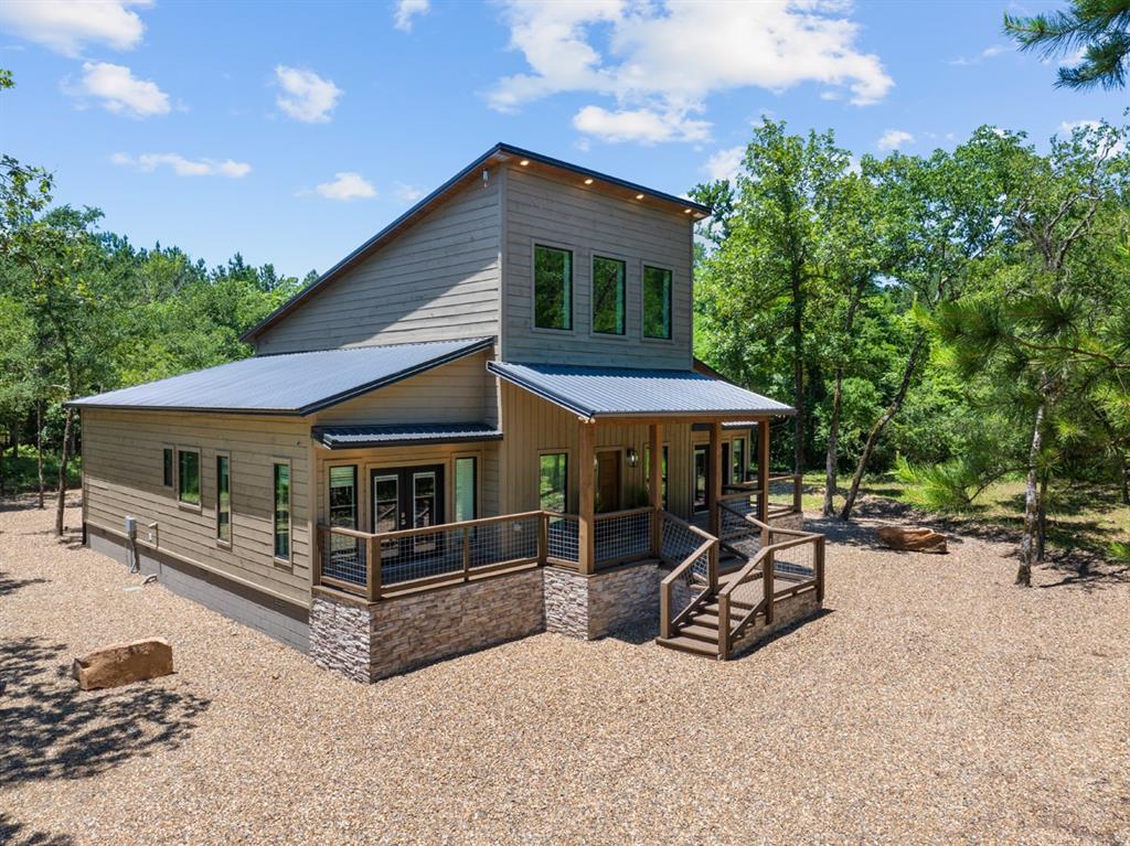 147 Hochalife Trail Property Photo 2