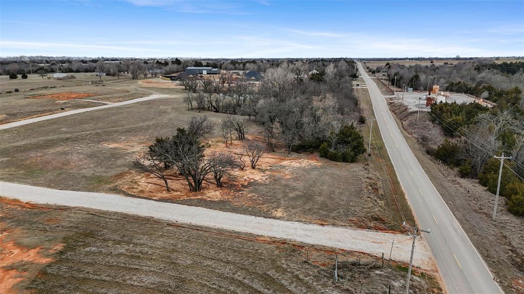 4 Banner Road Property Photo 15