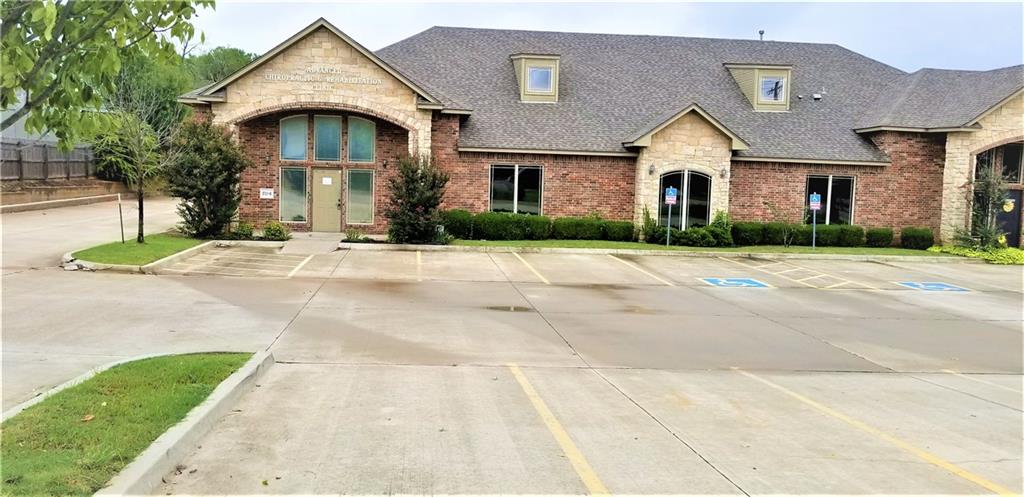 1712 S Post Road B Property Photo 3