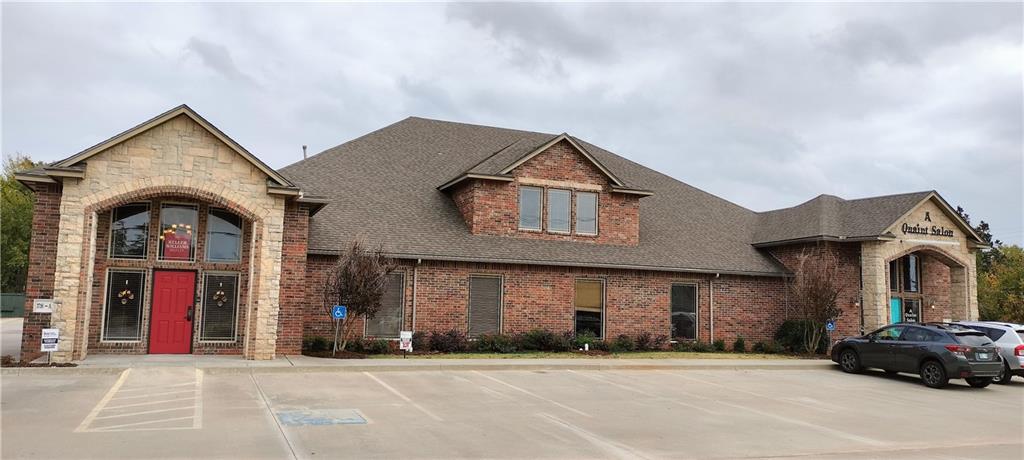 1716 S Post Road Property Photo