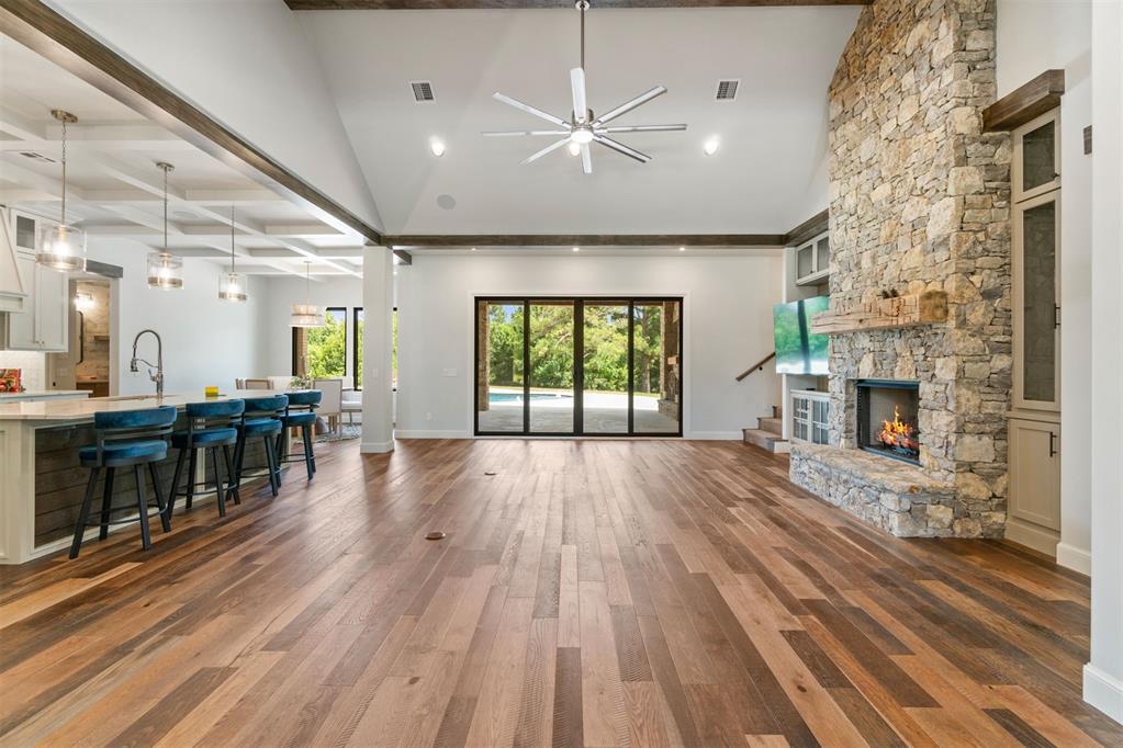 834 Tall Pines Drive Property Photo 6