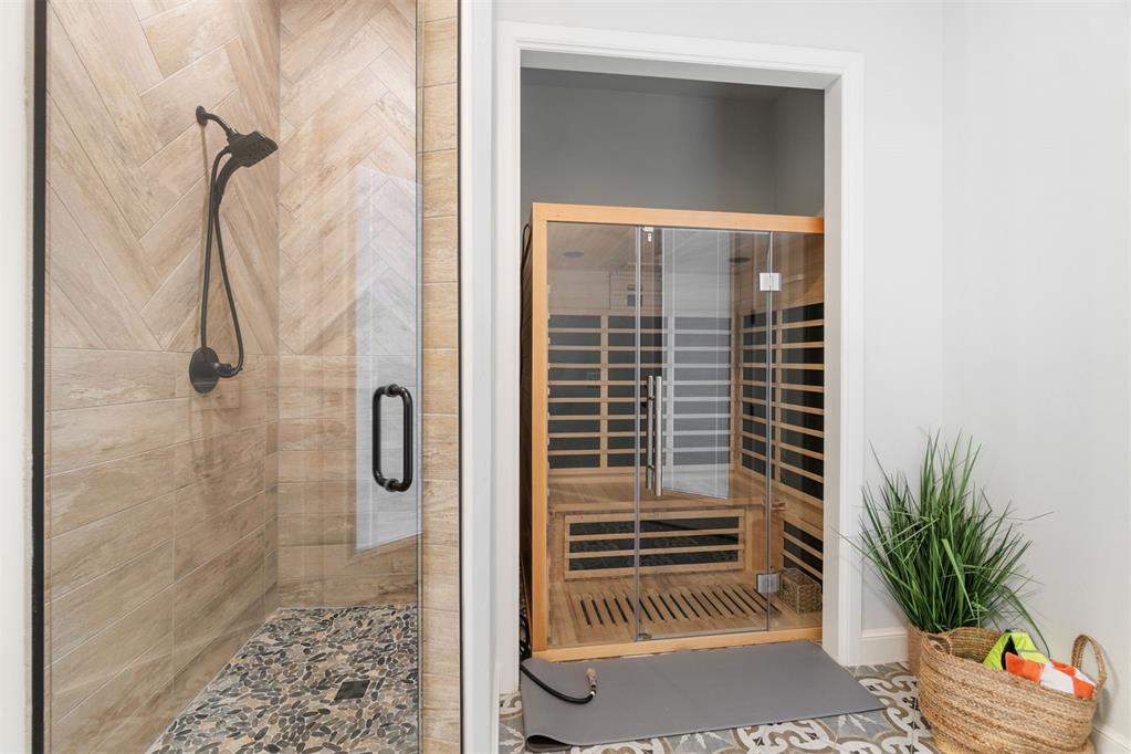 834 Tall Pines Drive Property Photo 12